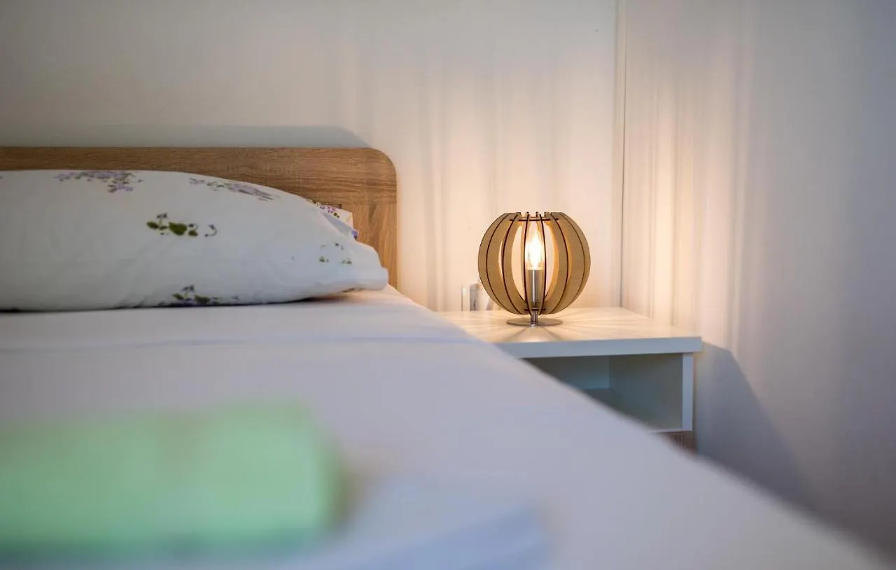 Pensionat Apartments Miokovic Soline